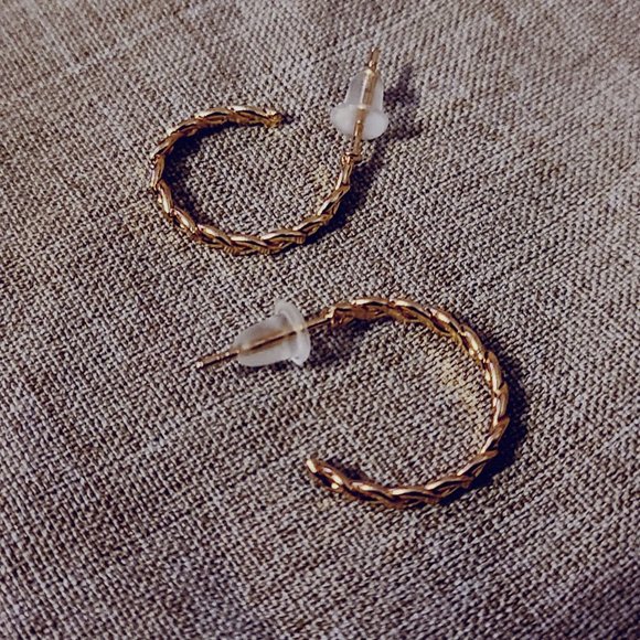 Gold Color Alloy Hoop Earrings Set - Picture 6 of 7